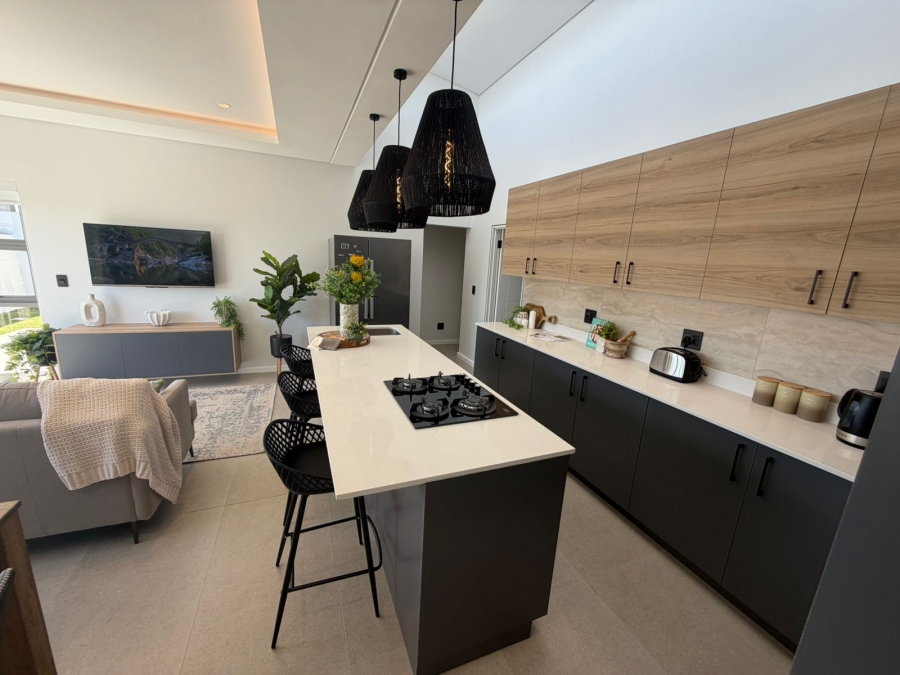 3 Bedroom Property for Sale in Heiderand Western Cape